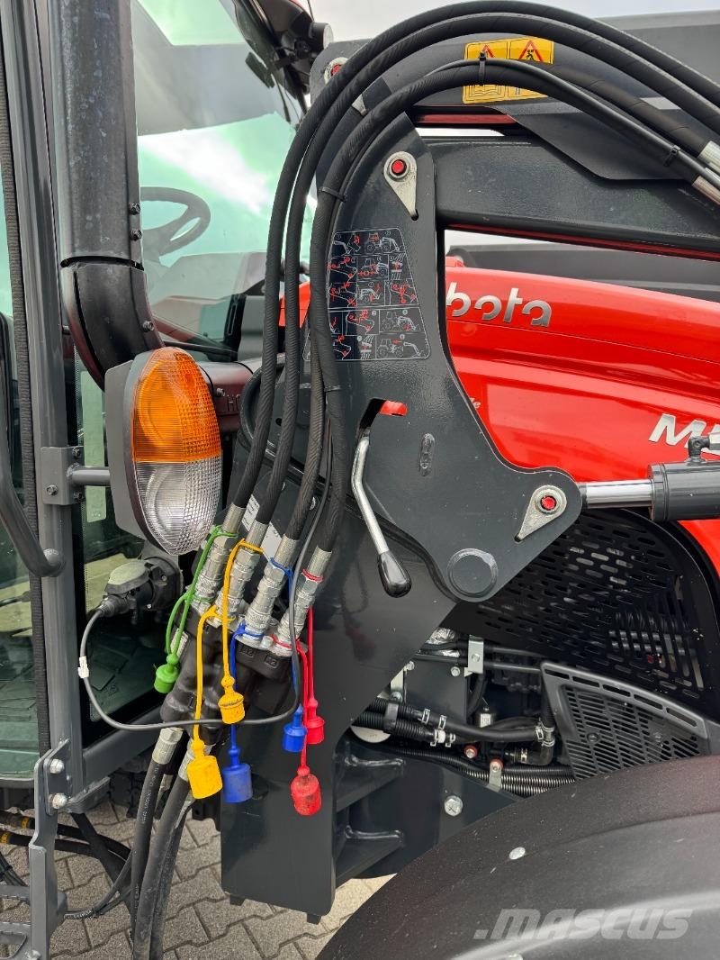 Kubota M 5-112 inkl Frontlader Трактори