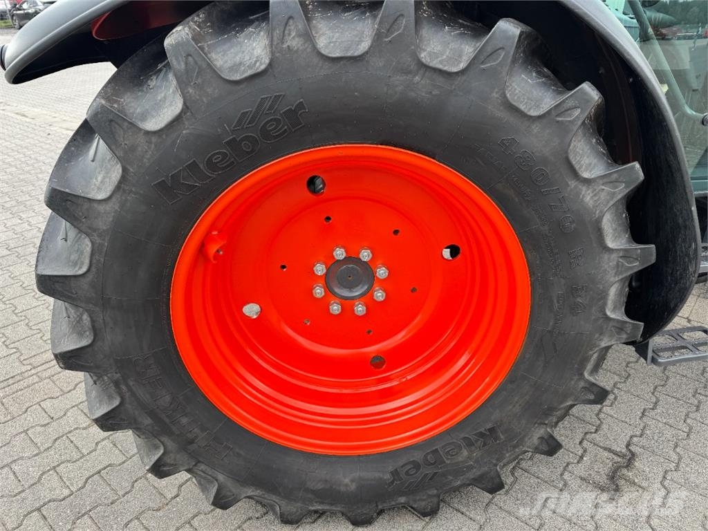 Kubota M 5-112 inkl Frontlader Трактори