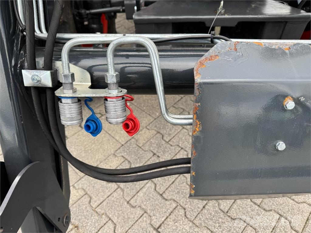 Kubota M 5-112 inkl Frontlader Трактори