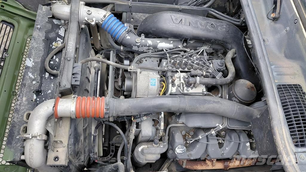 Scania T144.530 V8 torpedo / Ex army / Low kms 中古トラクターヘッド | トレーラーヘッド