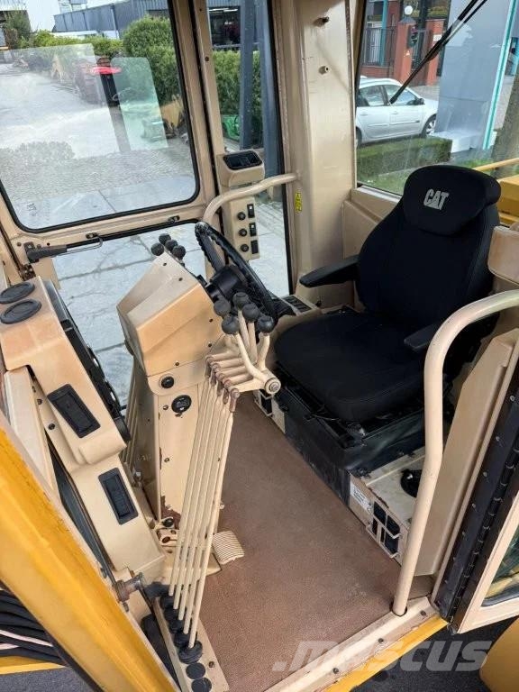 CAT 140K Greiderid