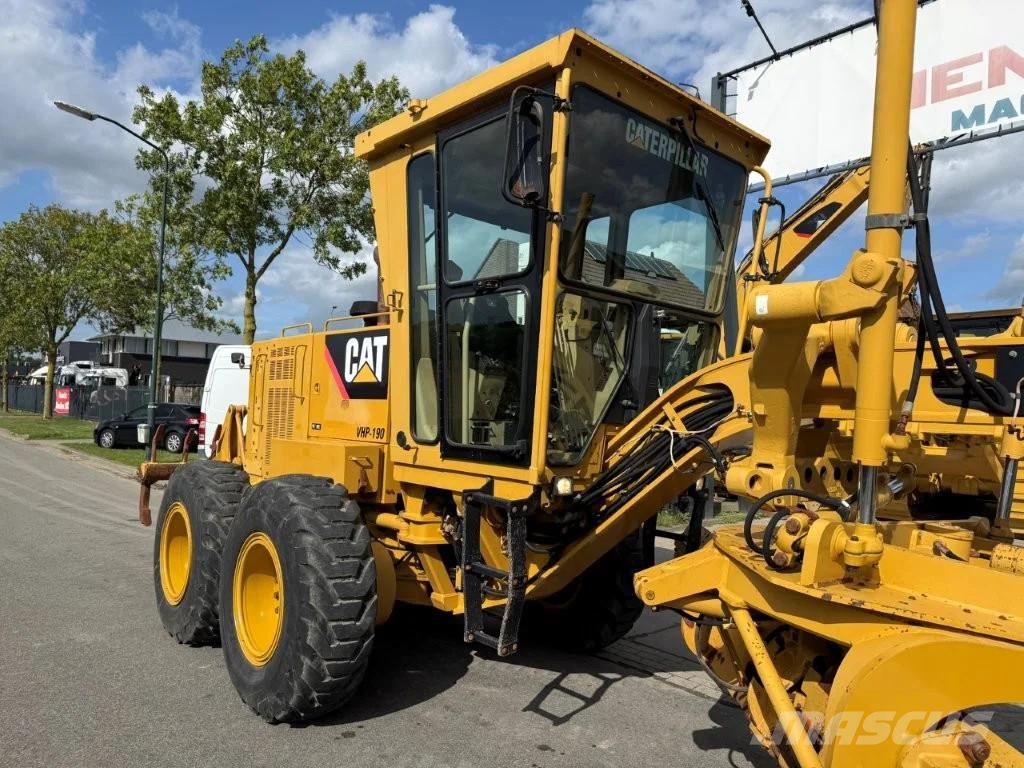 CAT 140K Greiderid