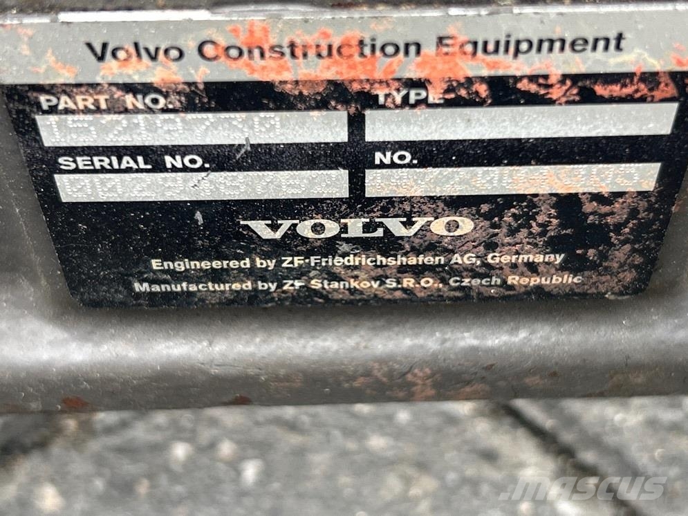 Volvo L25F-15219730-Axle/Achse/As Оси
