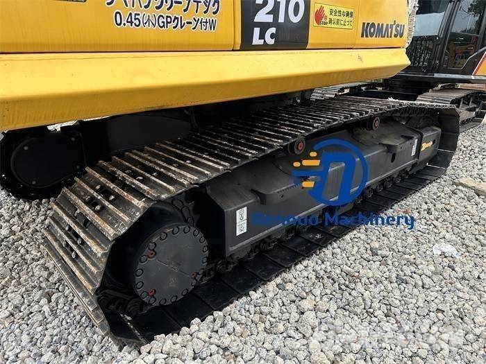 Komatsu PC 210-8 Εκσκαφείς με ερπύστριες