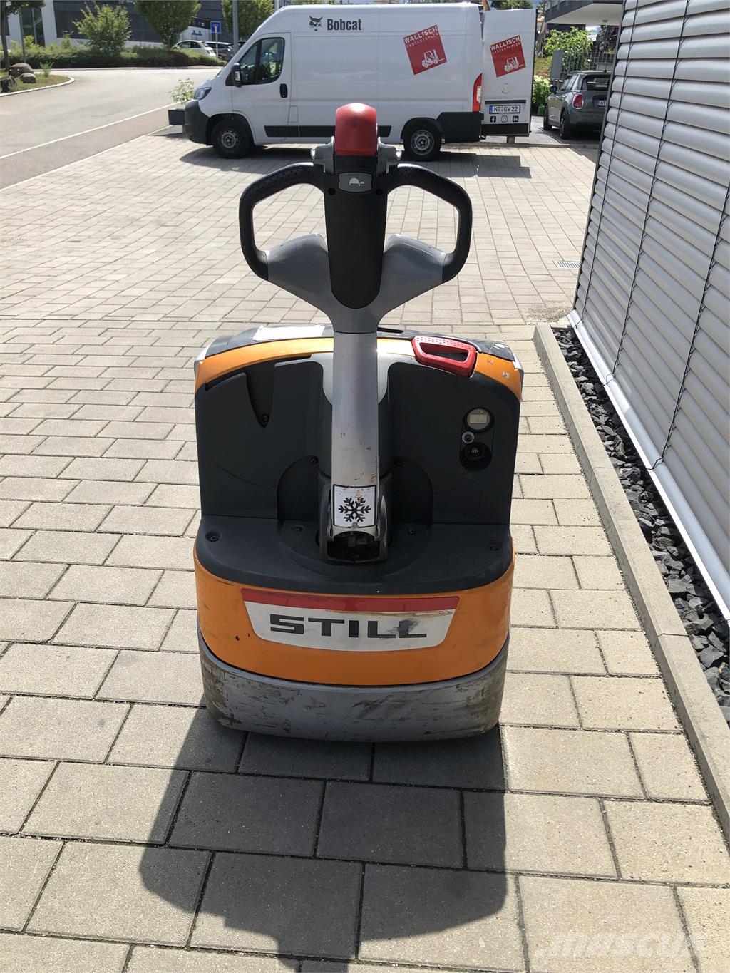 Still EXU 16 BJ:2020 Järelkäidavad virnastajad