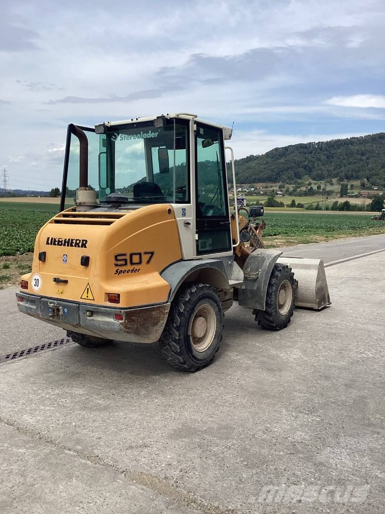 Liebherr 507 Kolesni nakladalci