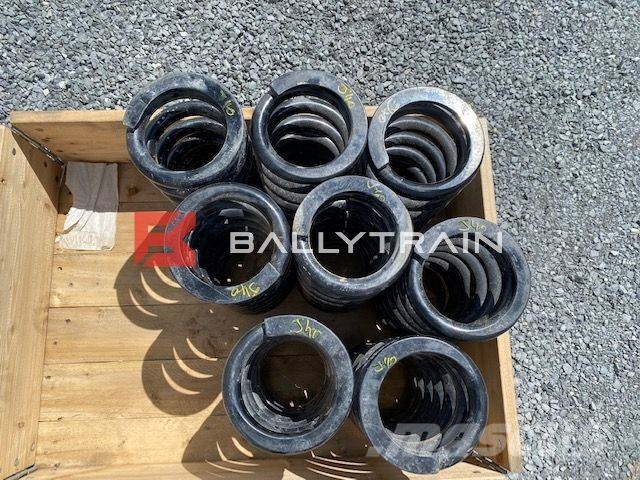 McCloskey J40 Feeder Springs Motor & Gear