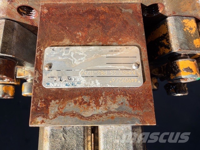 Liebherr R 942 HYDRAULIC VALVE BLOCK Hydraulik