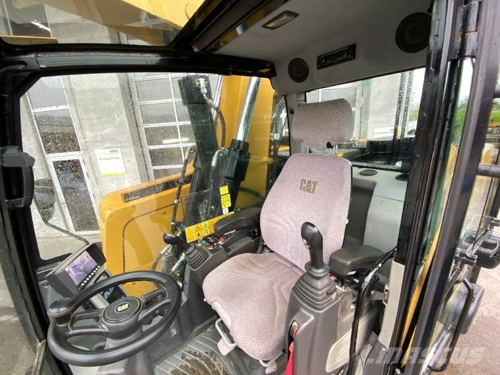 CAT M318F Klima Kamera OilQuick OQ70/55 TOP!!! حفارات بعجل