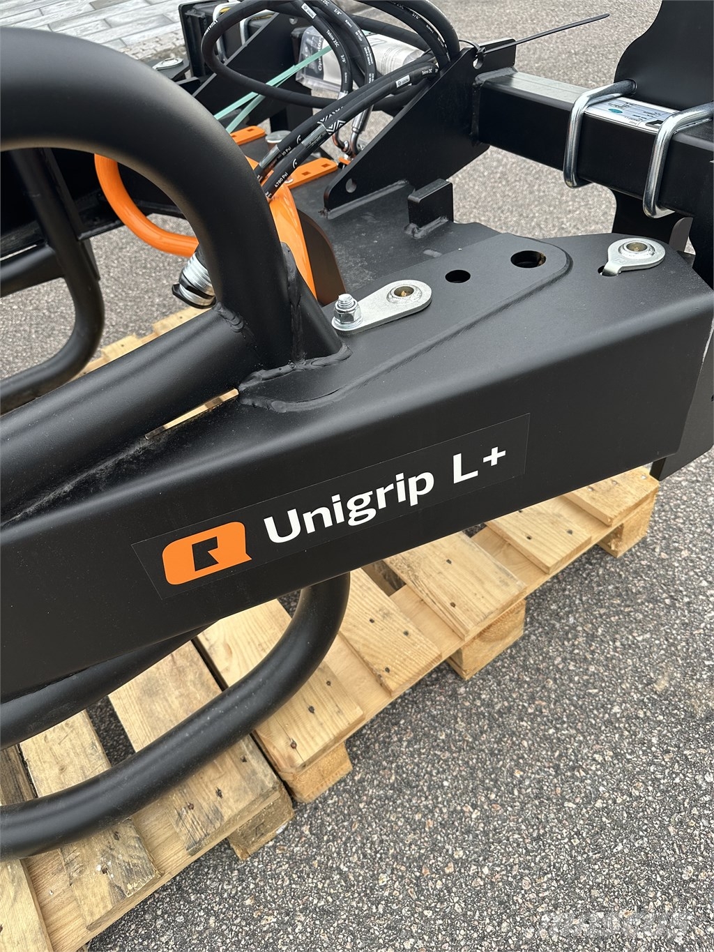 Quicke Unigrip L+ Stora BM ملحقات أمامية للوادر