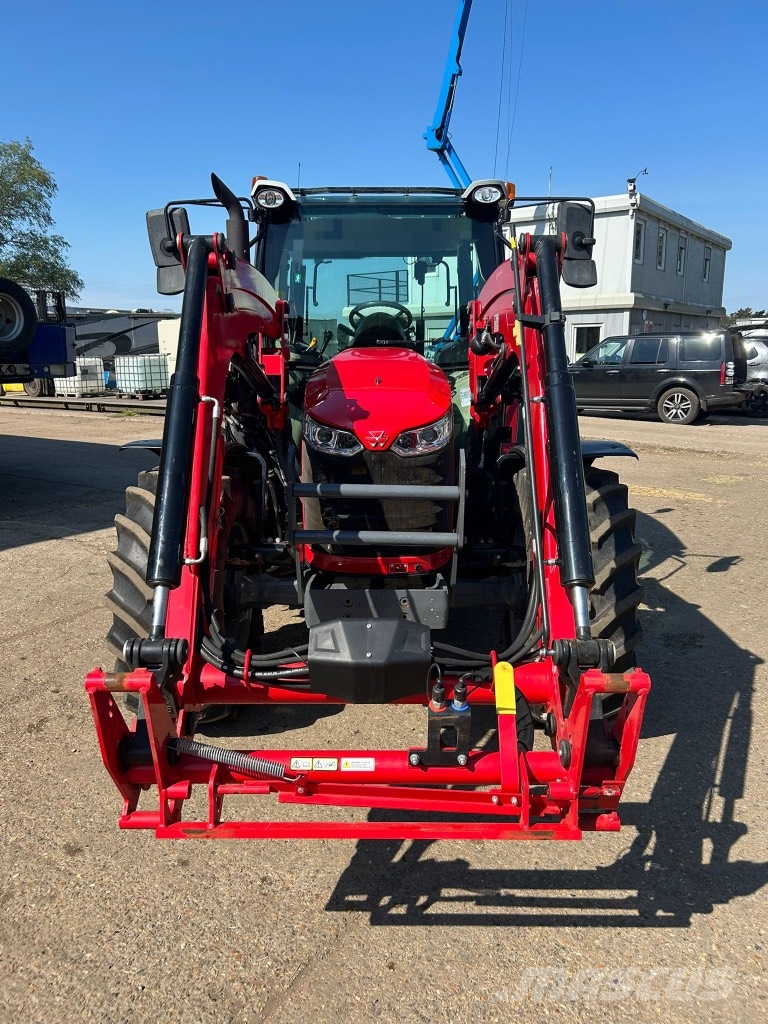 Massey Ferguson 4710 M Schlepper inkl. FL.3717X Frontlader الجرارات