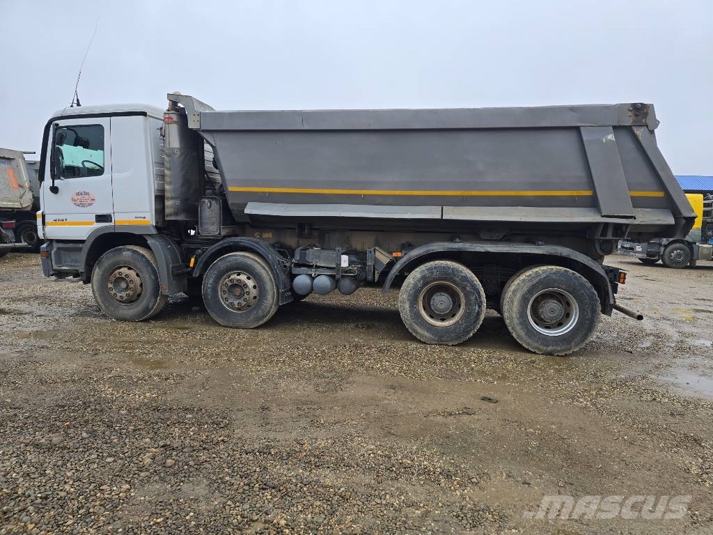 Mercedes-Benz Actros 4141 شاحنات قلابة