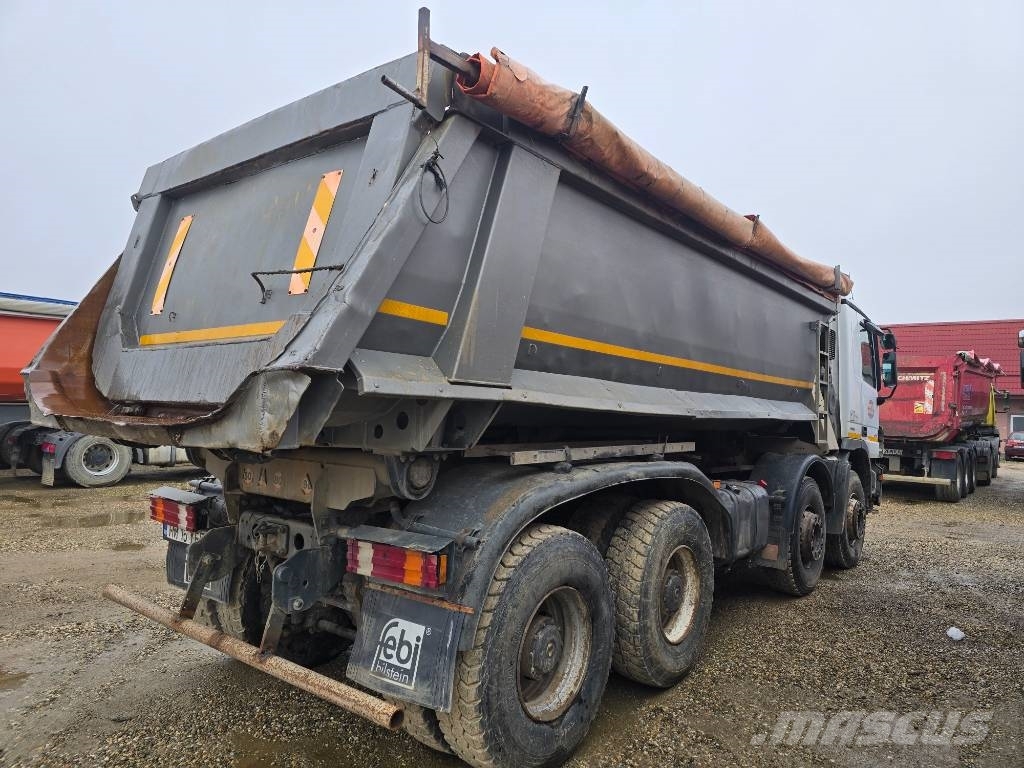 Mercedes-Benz Actros 4141 شاحنات قلابة