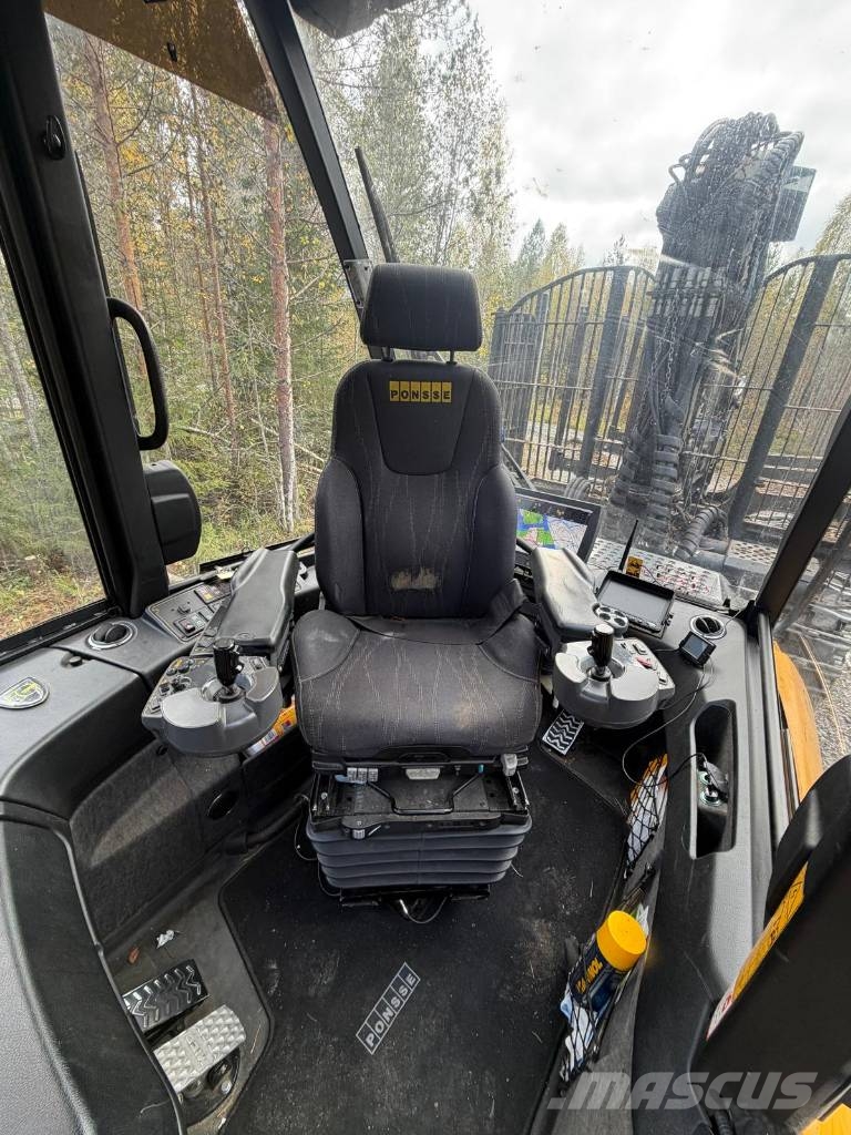 Ponsse ELK 8W Forwarderji
