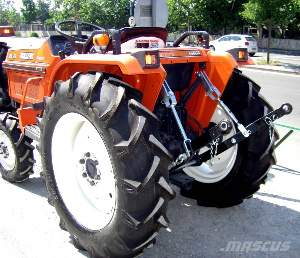 Kubota BULLTRA B1-17 4wd الجرارات