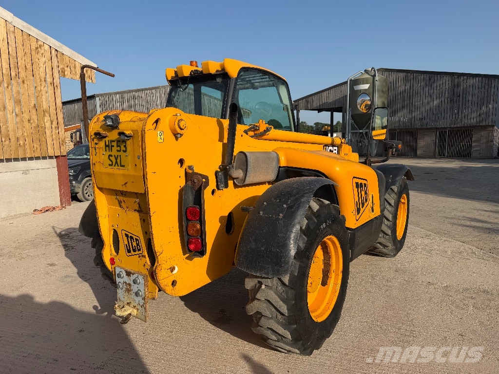 JCB 535-95 Teleskopické manipulátory