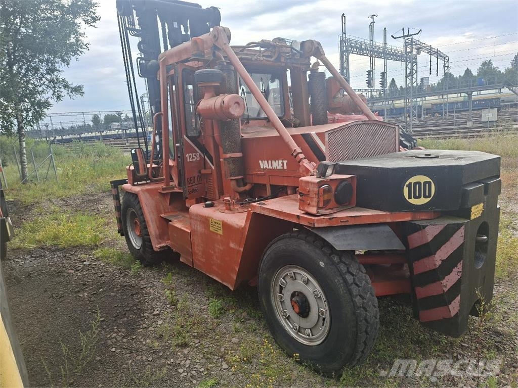Valmet TD1258 ディーゼル・軽油