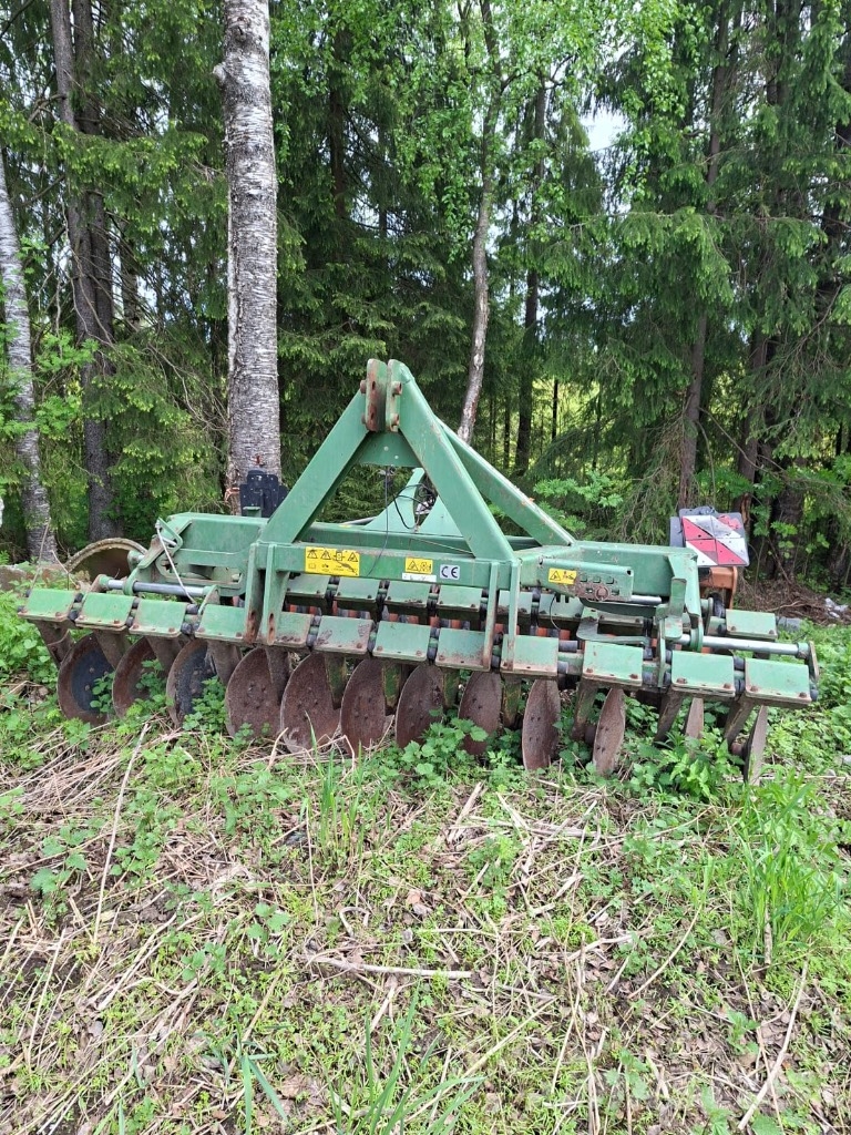 Amazone Catros 3001 Tallriksredskap
