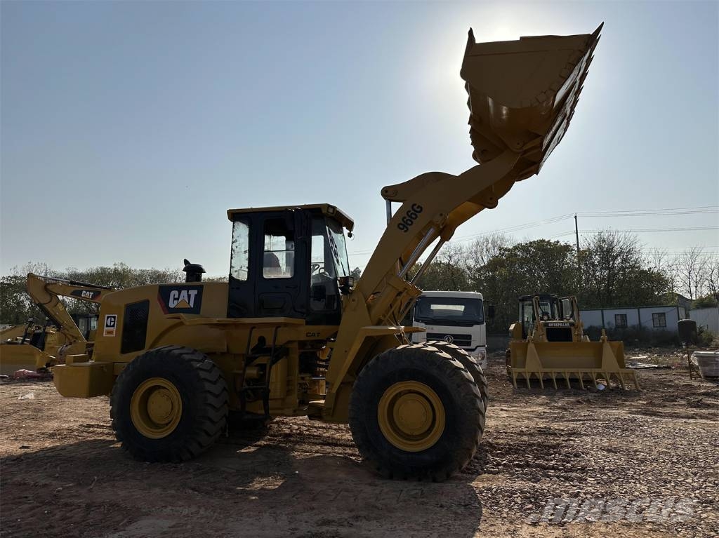 CAT 966G 휠로우더