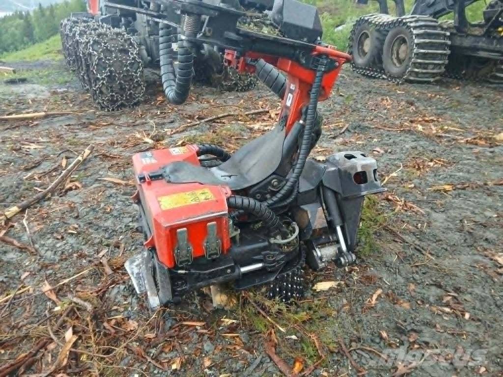 Komatsu 901 XC Харвестеры