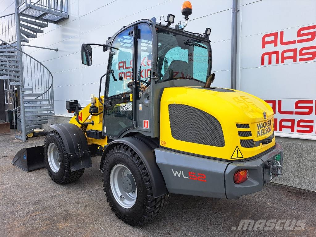 Wacker Neuson WL 52 , Vikplog / Sandspridare لوادر بعجل