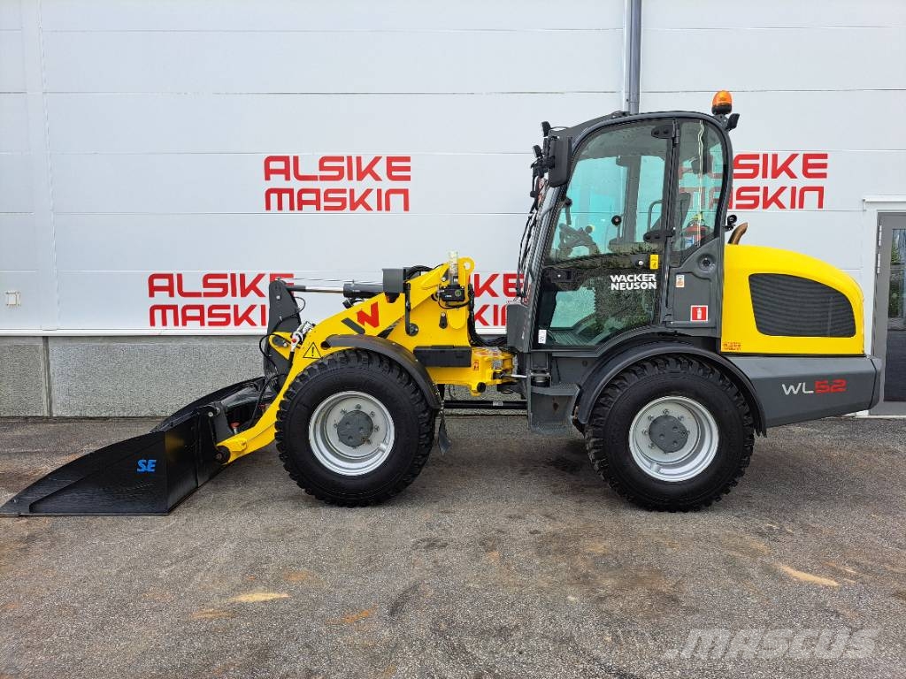 Wacker Neuson WL 52 , Vikplog / Sandspridare لوادر بعجل