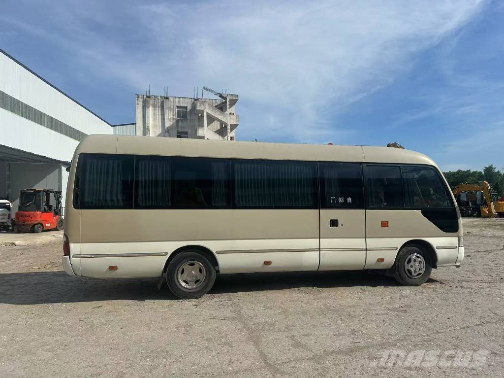 Toyota Coaster 15BT أخرى