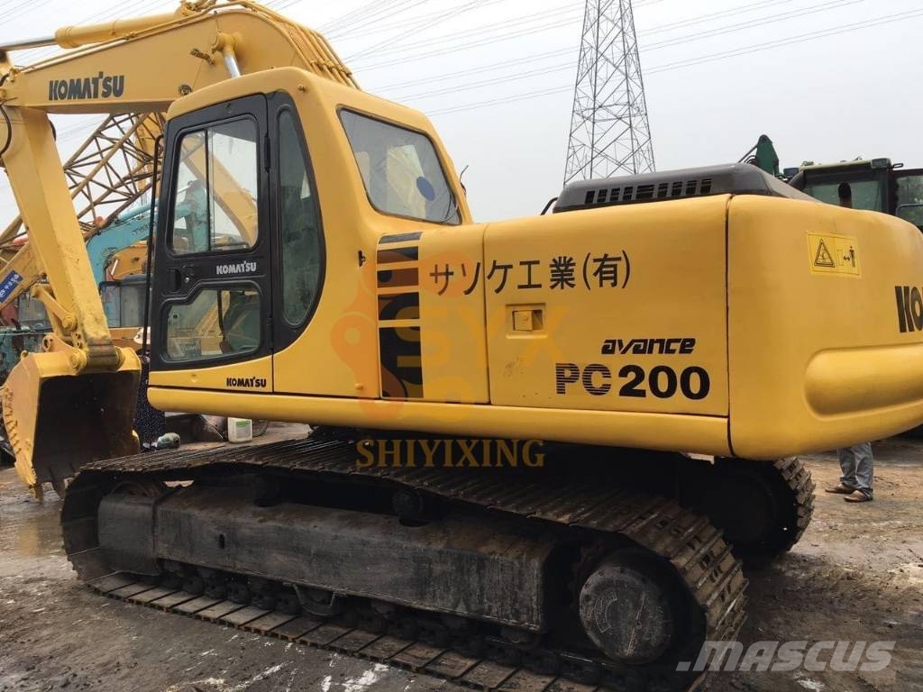 Komatsu PC 200-6 Lánctalpas kotrók