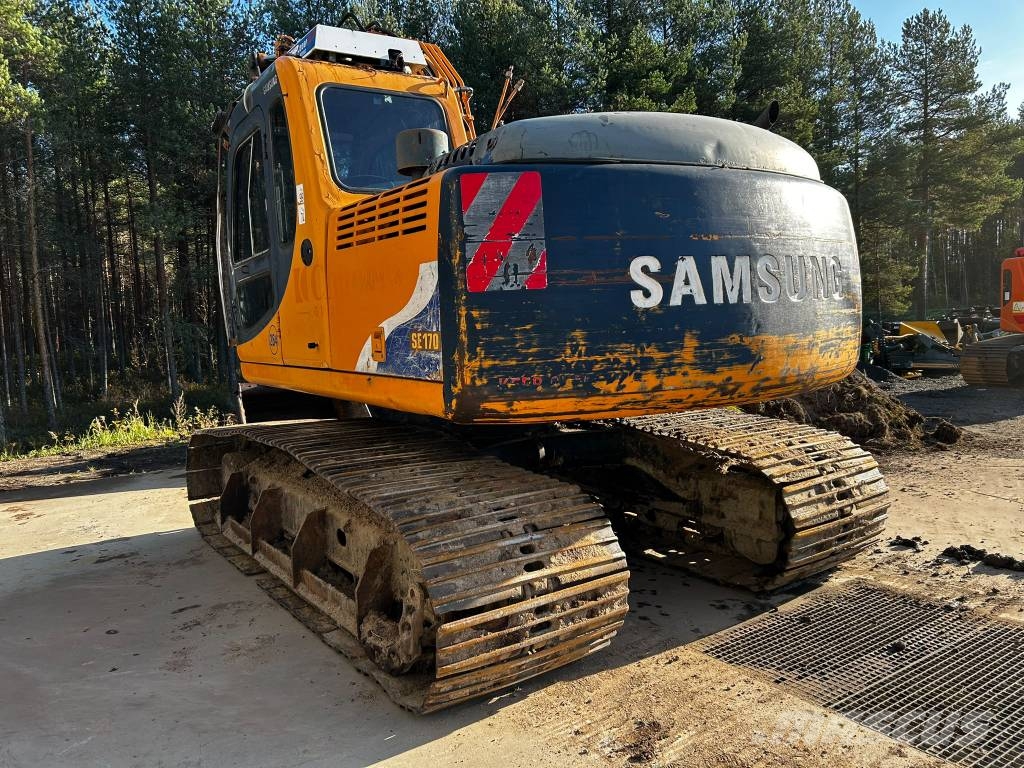 Samsung SE 130 LCM-3 / Metsäalusta, Kallistuva kauha 大型油圧ショベル12t以上(パワーショベル・ユンボ)