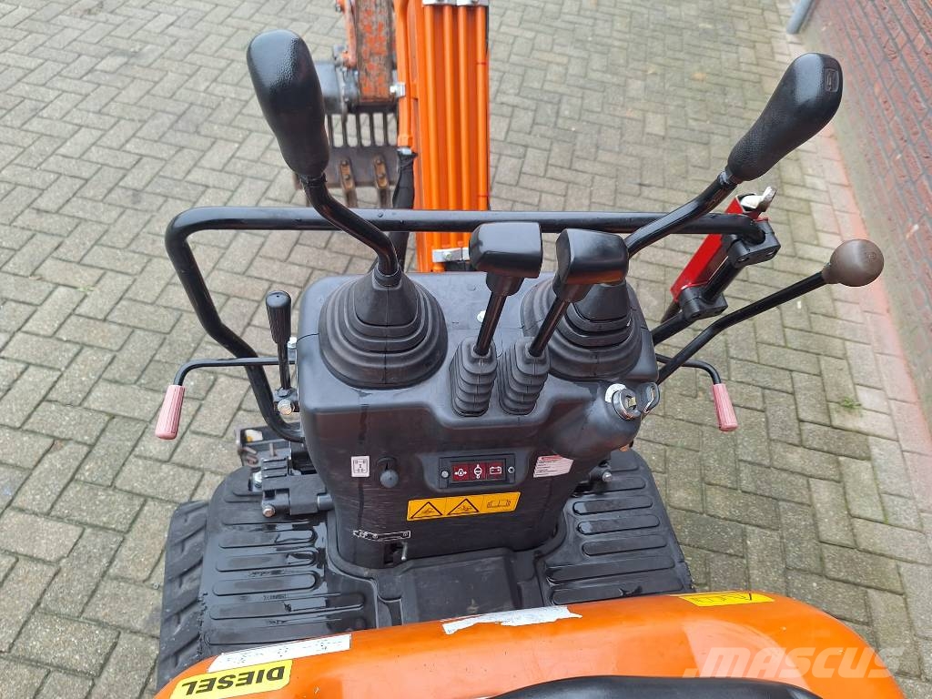 Hitachi ZX10u Miniescavadeiras < 7t (Mini escavadeiras)