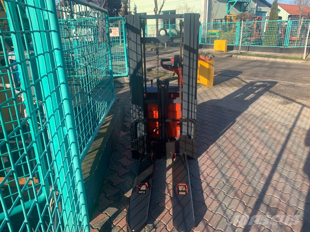 Linde L12 /379/ V-3506 OB Ручные штабелёры