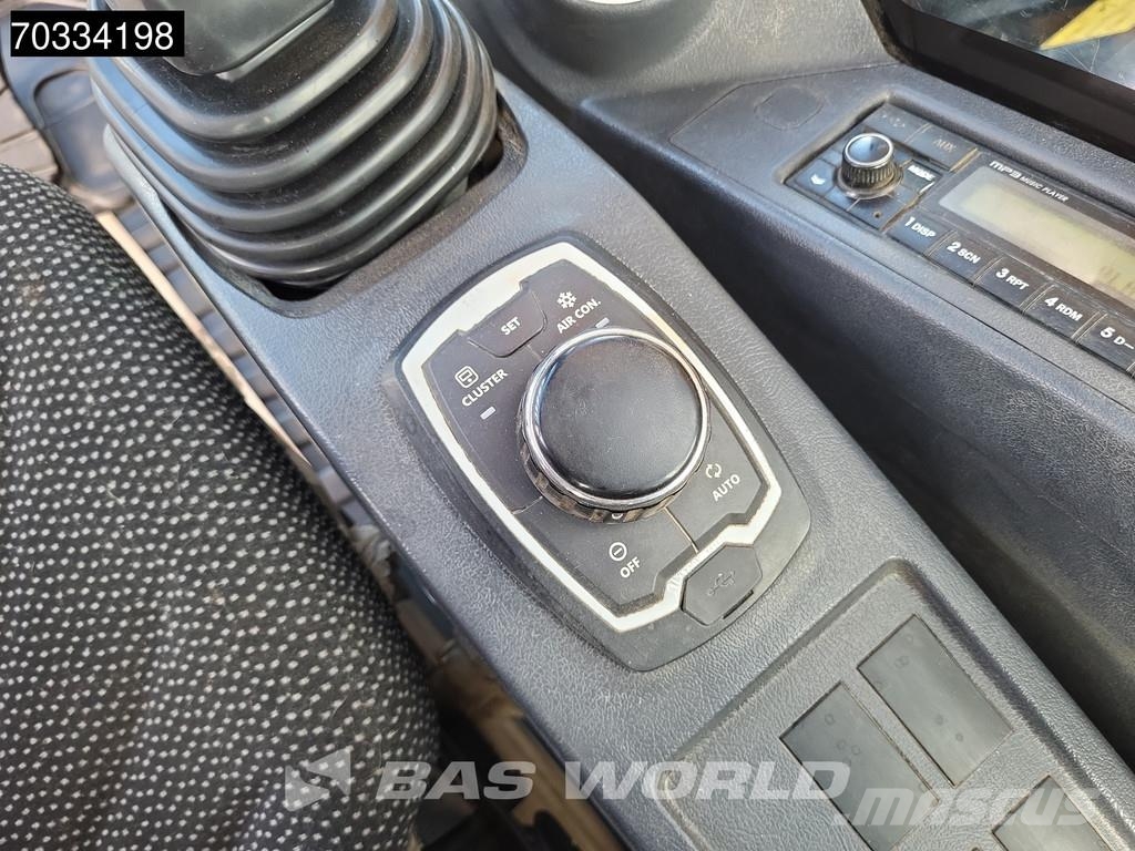 Hyundai HX220 L Bagri goseničarji