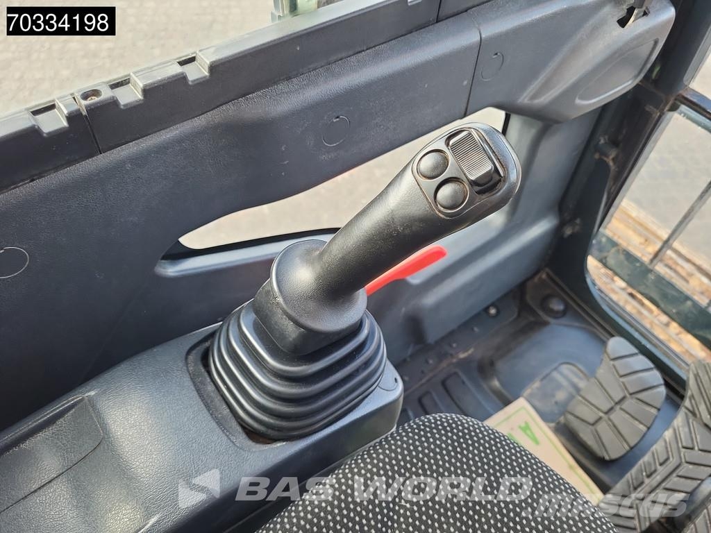 Hyundai HX220 L Bagri goseničarji