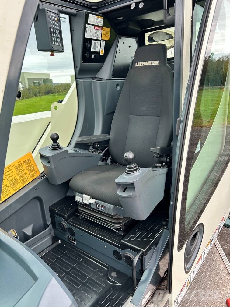 Liebherr LTM 1060-3.1 Grues tout terrain