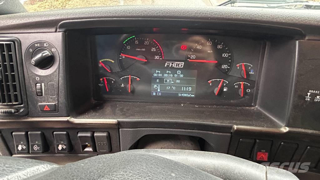 Volvo FH16 550 شاحنات الرافعات الخطافية