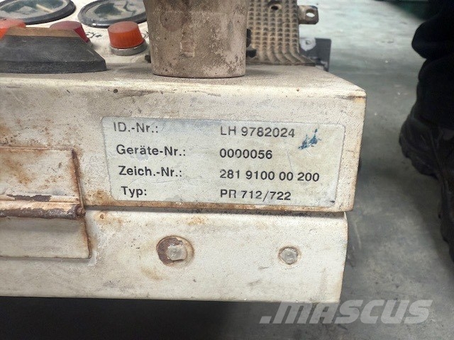 Liebherr LR 632 CAB PARTS COMPLET Componentes electrónicos