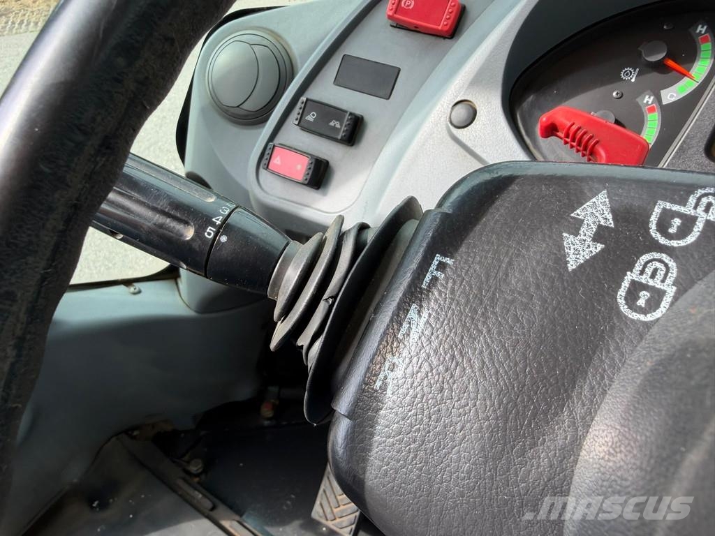 Hitachi ZW180-5B Φορτωτές με λάστιχα (Τροχοφόροι)