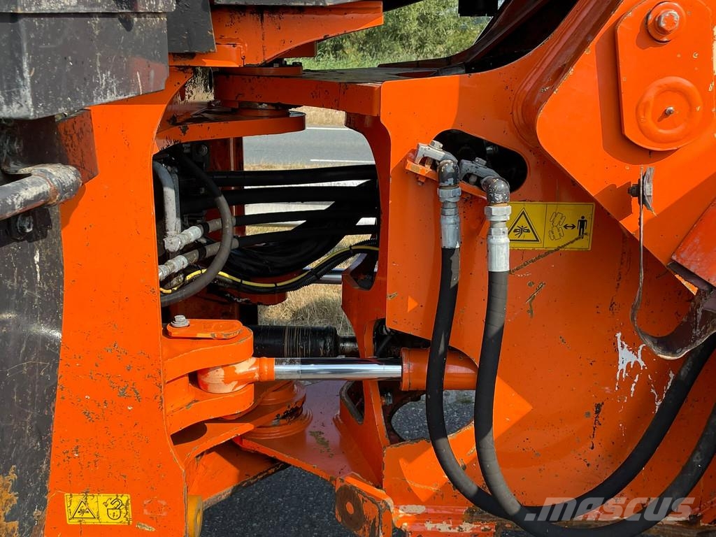 Hitachi ZW180-5B Φορτωτές με λάστιχα (Τροχοφόροι)