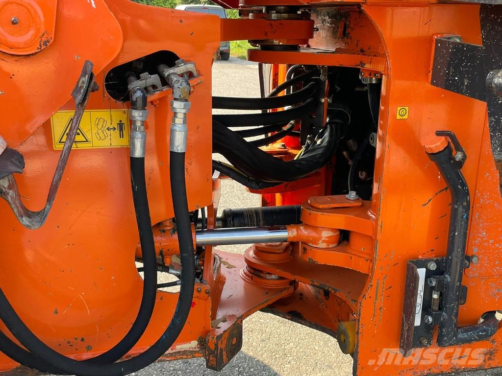 Hitachi ZW180-5B Φορτωτές με λάστιχα (Τροχοφόροι)