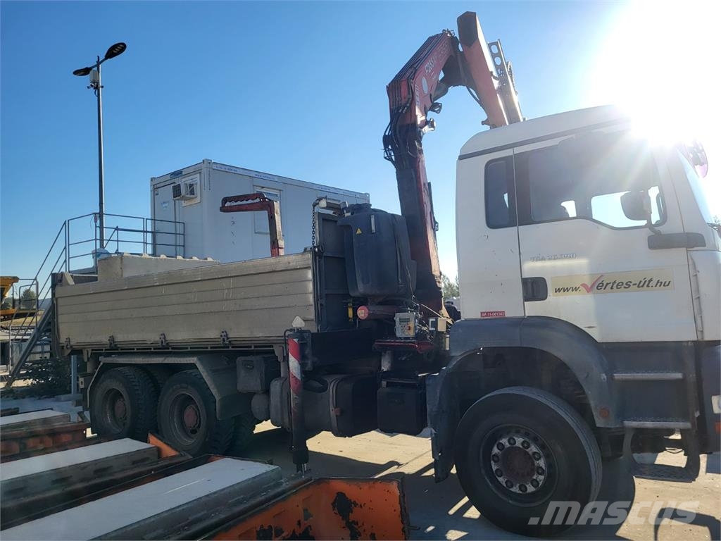 MAN TGA 26.390 6X4 BB + HR FASSI F235XP Billenő teherautók