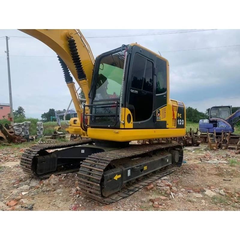 Komatsu PC 120 Midi bagri 7t – 12t