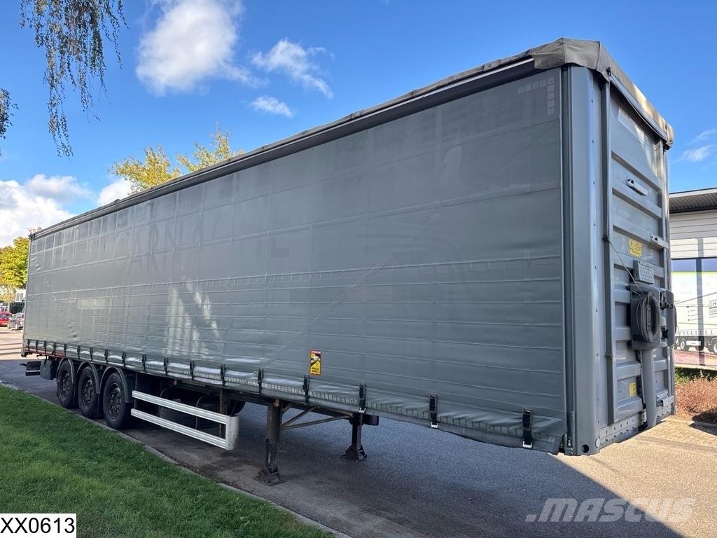 Fruehauf Tautliner Lift axle Tents puspiekabes