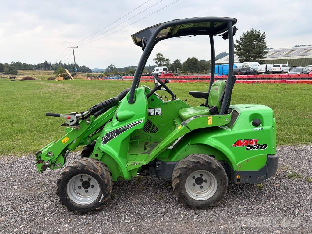 Avant 530 Multi-Functional Loader Kolové nakladače