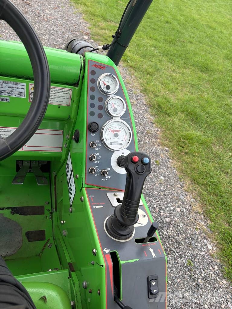 Avant 530 Multi-Functional Loader Kolové nakladače