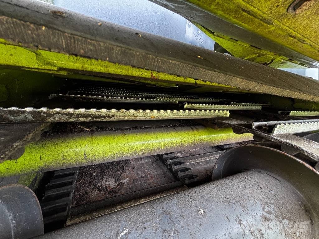 CLAAS Lexion 6900 TerraTrac Combine harvesters