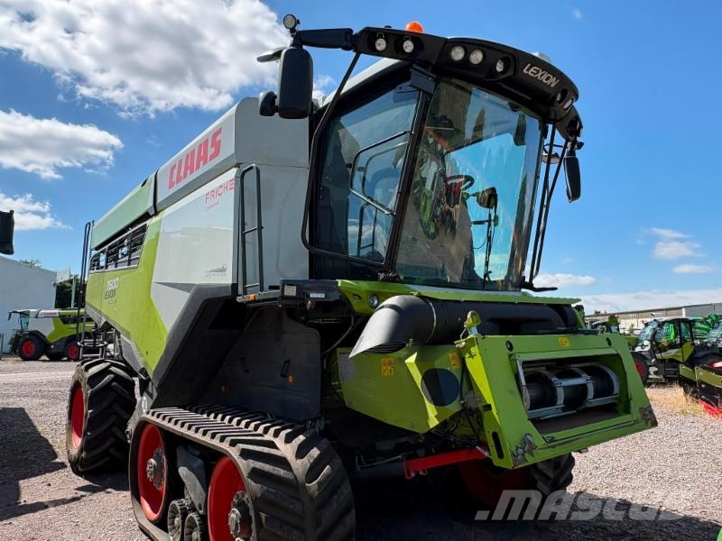 CLAAS LEXION 7600 TERRA TRAC Зернозбиральні комбайни