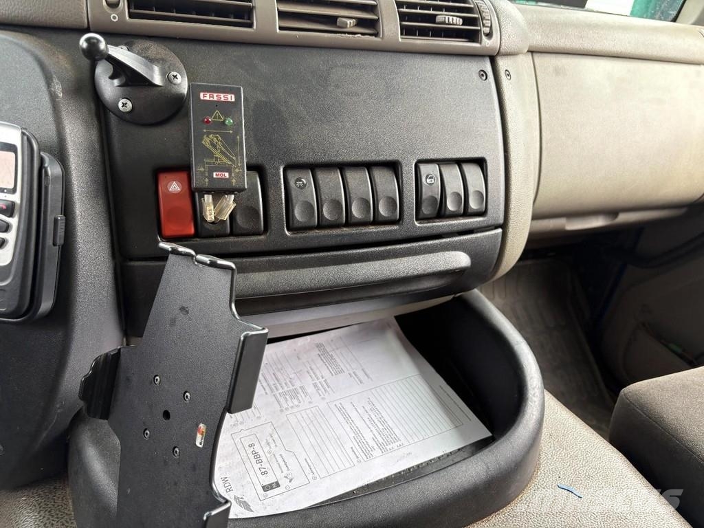 DAF CF 85.410 + FASSI F365A - 6X EXT. + REMOTE + 6X2 + Camiones portavehículos
