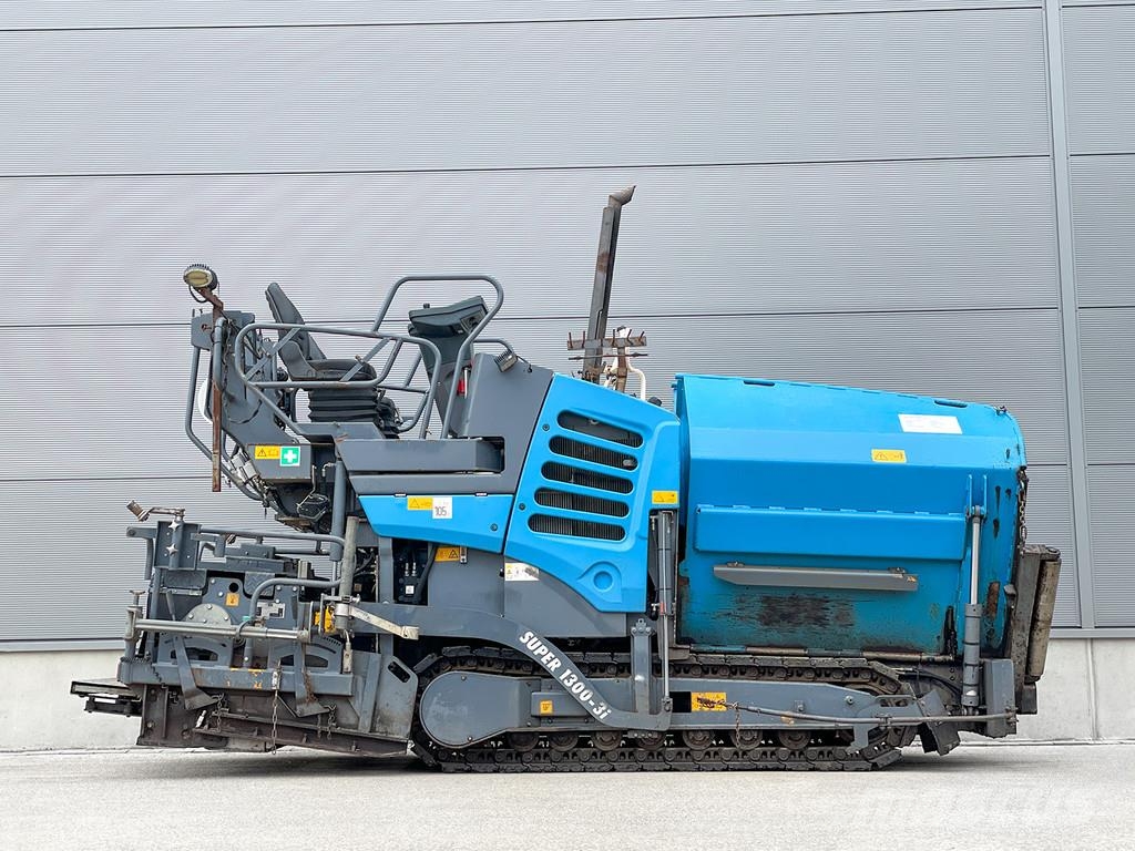 Vögele SUPER 1300-3I Машини за асфалт