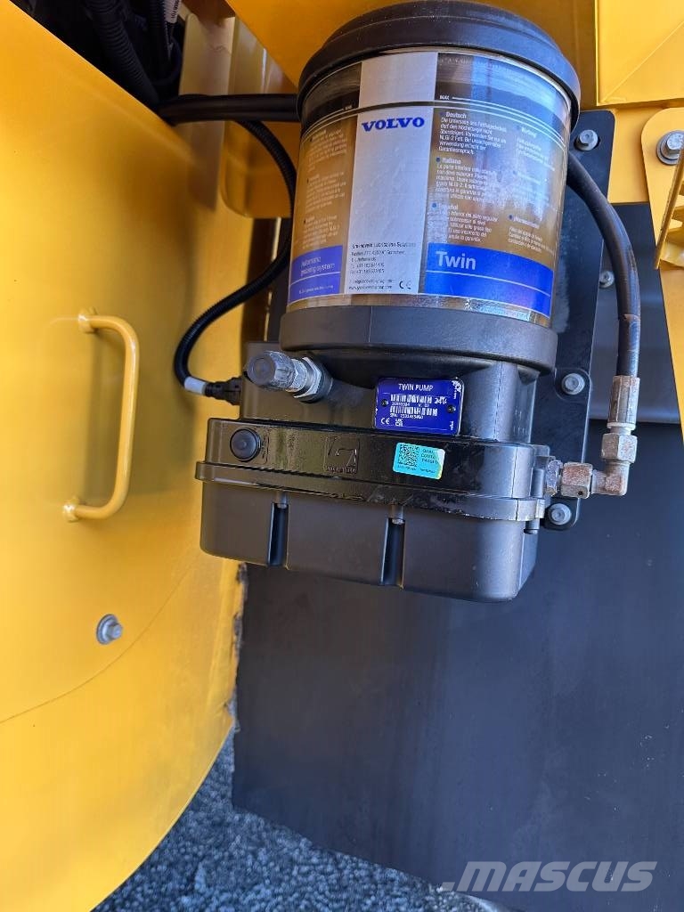 Volvo L120H 1859tim all utrustning + L5 däck Pyöräkuormaajat