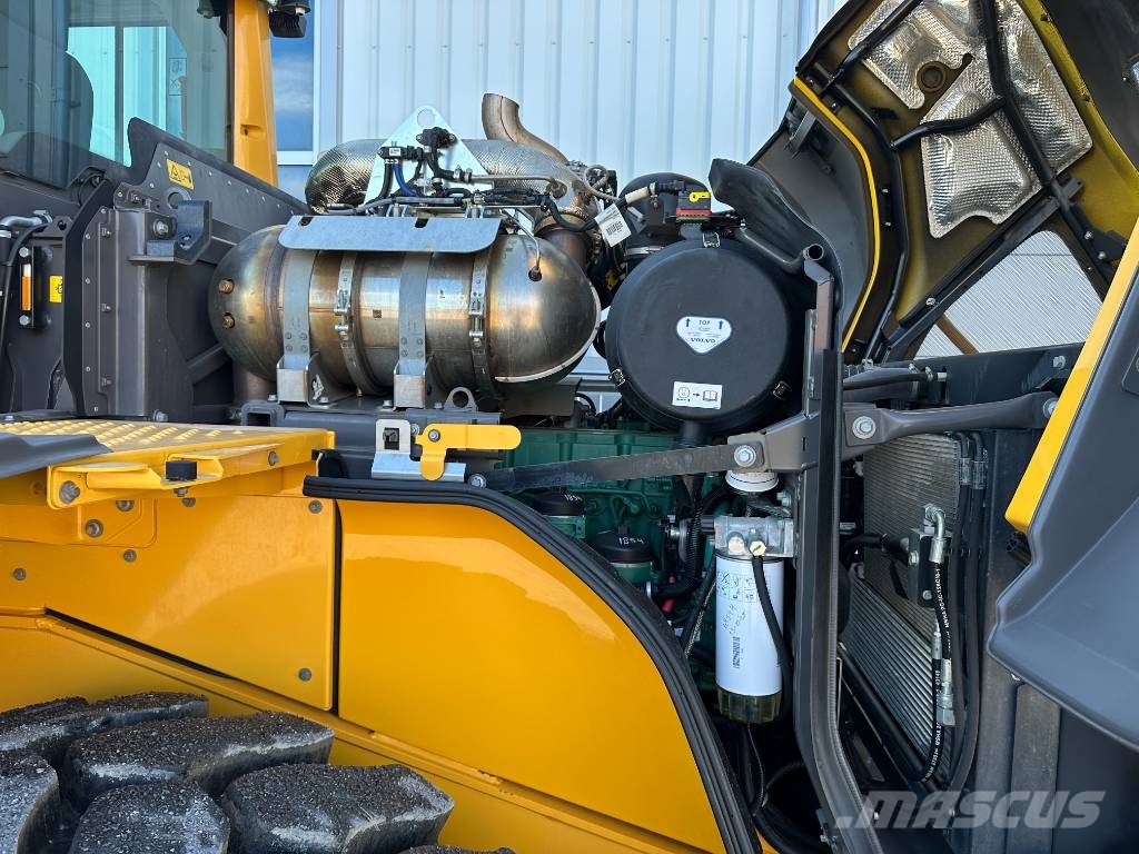 Volvo L120H 1859tim all utrustning + L5 däck Pyöräkuormaajat